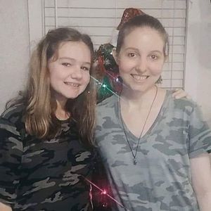 Meet your Posher, Tara